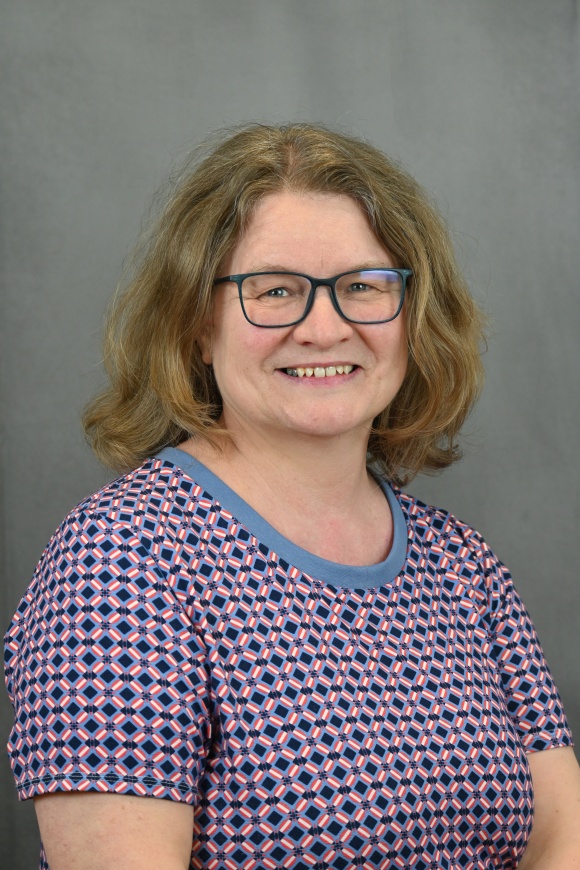 Portrait: Betreuerin Claudia Hölzl